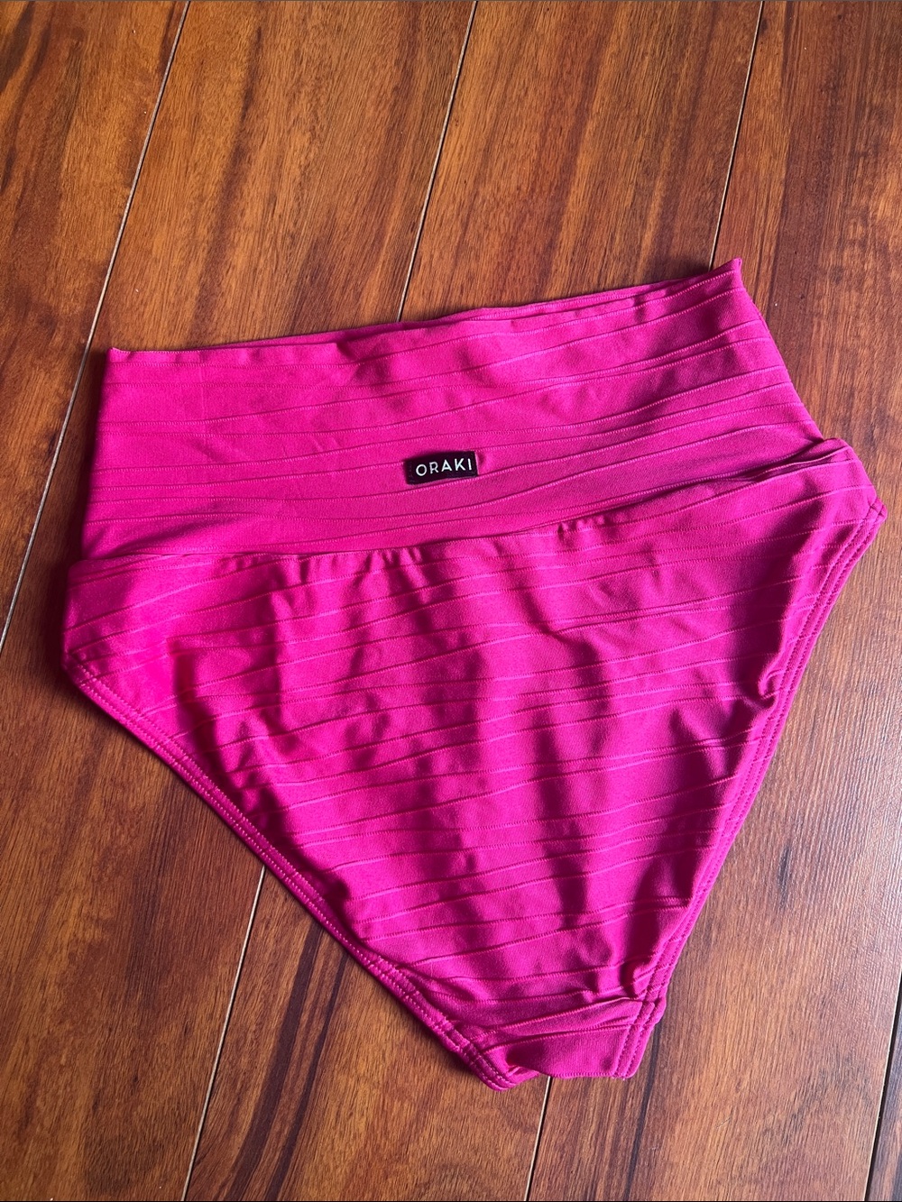 Oraki Monarque High-Waist Women's Bikini Bottoms in Dragon Fruit (fuschia) NWOT